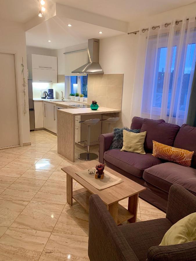 Lucie3 Apartament *